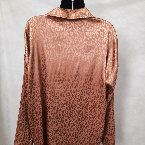 Rose Gold Shirt - Picture 3 of 4